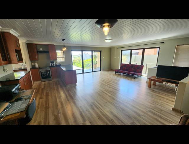 4 BEDROOM FREESTANDING FOR SALE IN MONTE CHRISTO